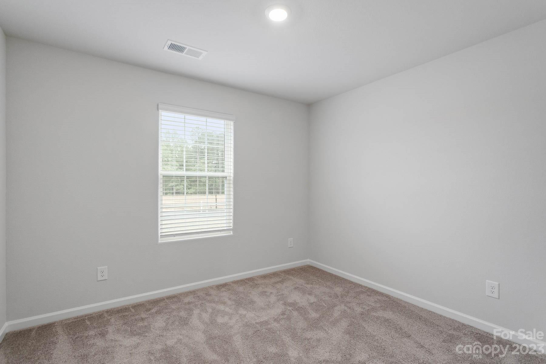 1609 Nia Road Charlotte, NC 28215 - Photo 9 of 10 Gallery Image 9