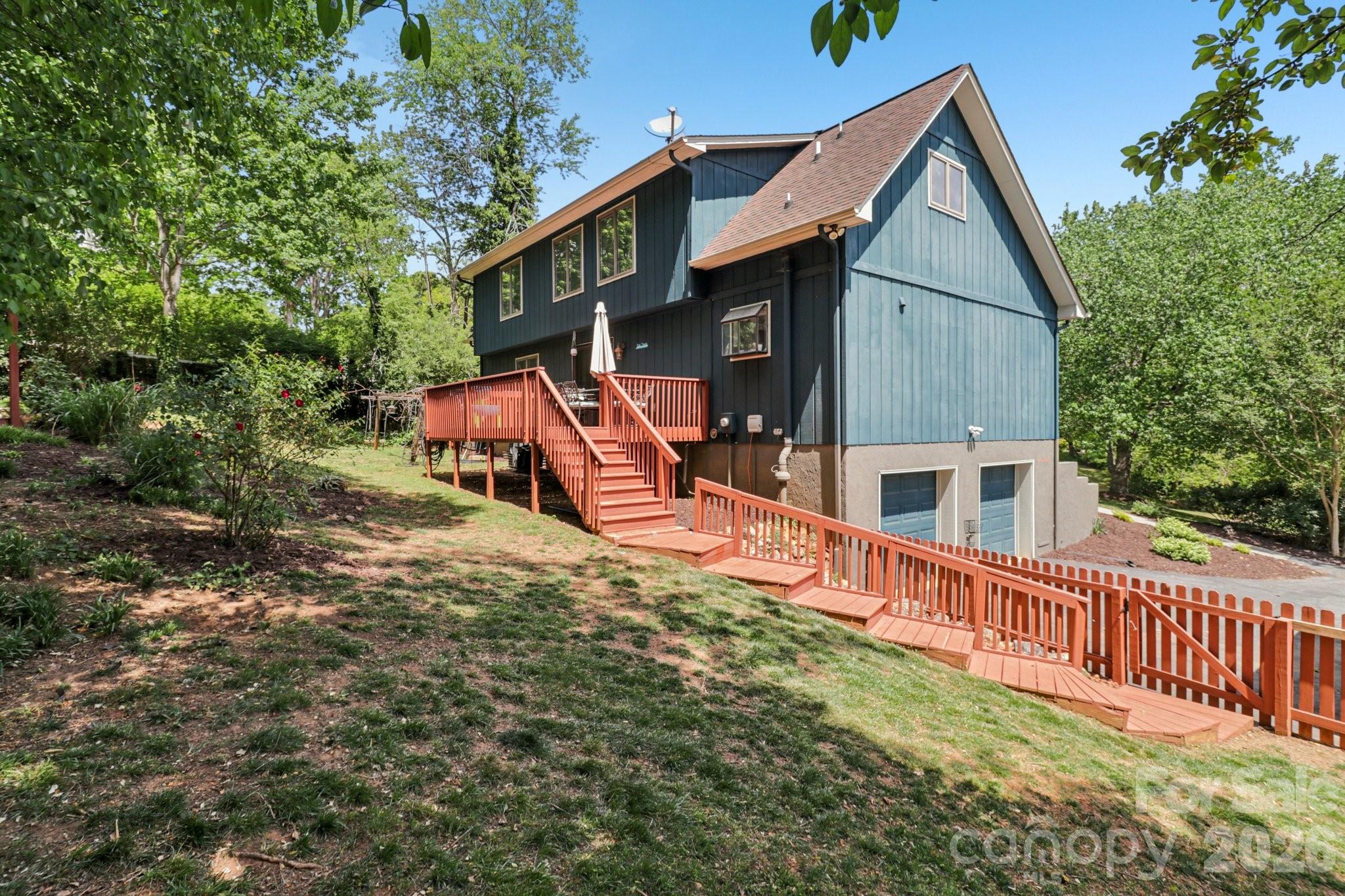5483 Valley Run Street Hickory, NC 28601 - Photo 36 of 48 a view of a house with wooden fence