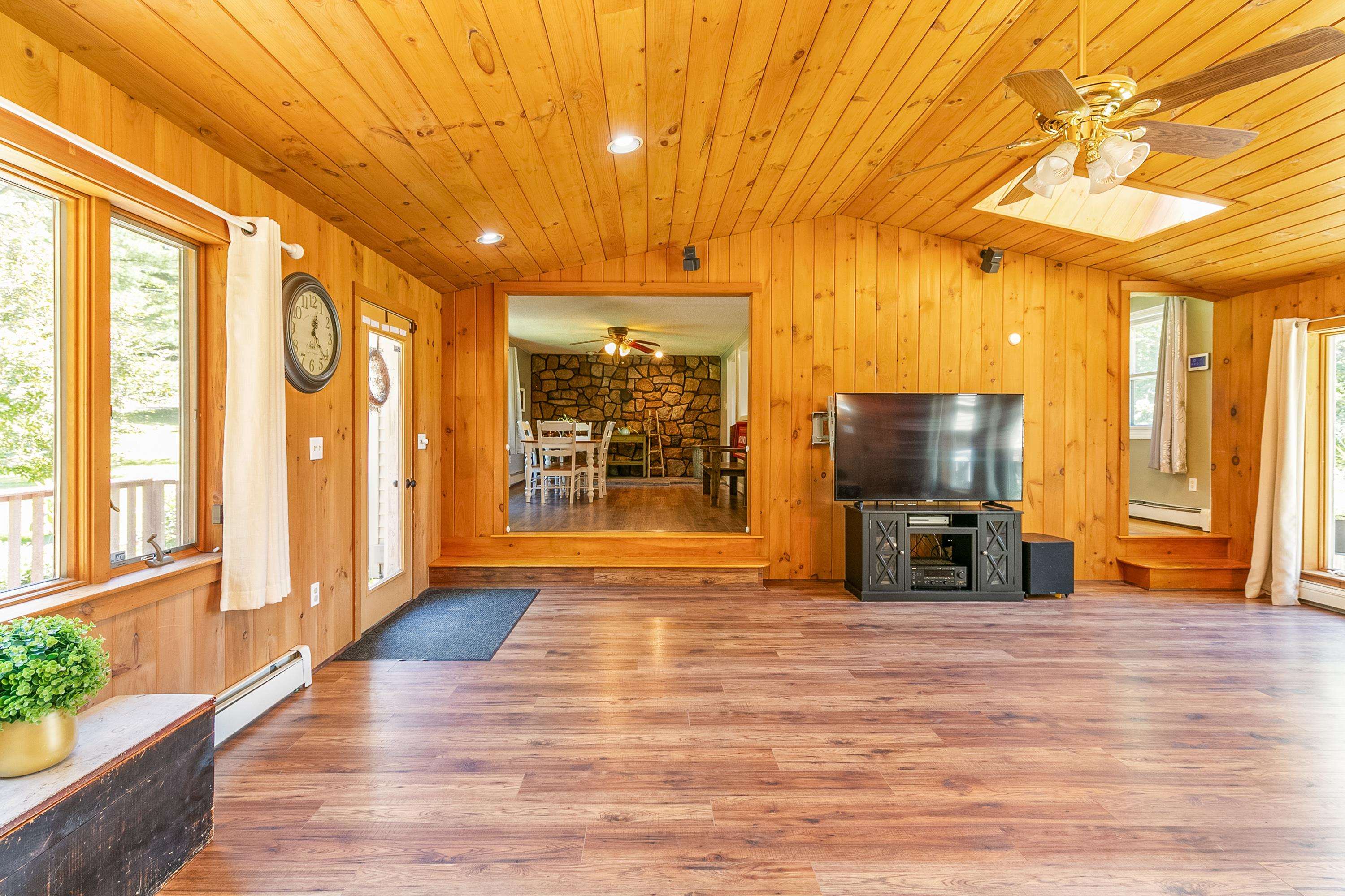 306 Huckleberry Road New Hampton, NH 03256 - Photo 3 of 40