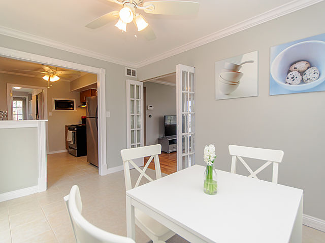N672 Barry Avenue Wheaton, IL 60187 - Photo 7 of 23