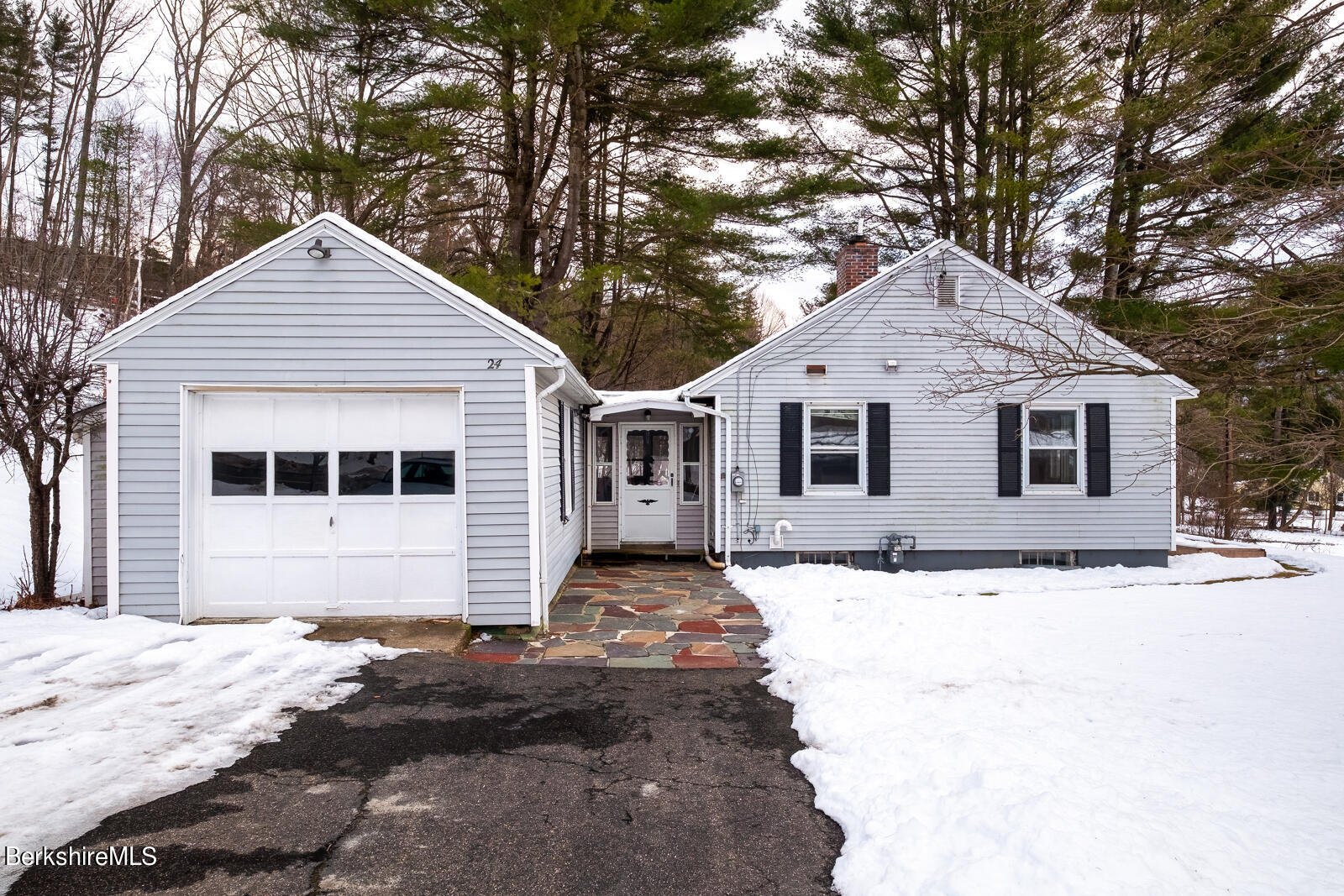 24 Henderson Road Williamstown, MA 01267 - Photo 17 of 17 a front view of a house with a yard
