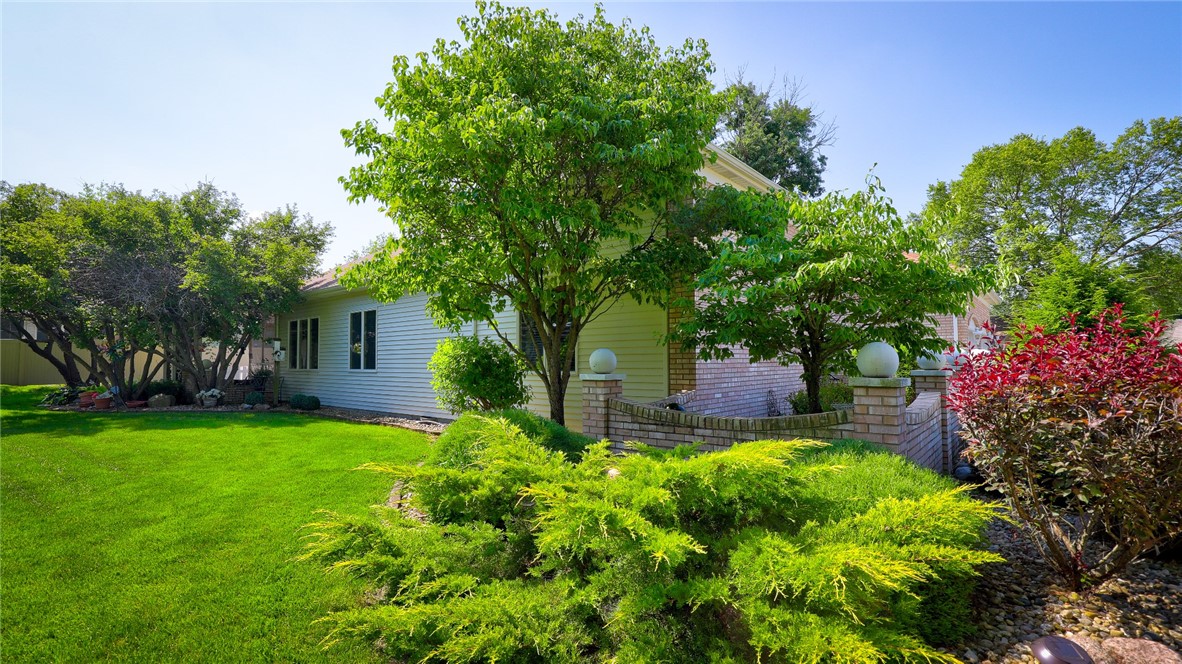 2950 Doral Court Decatur, IL 62521 - Photo 9 of 48