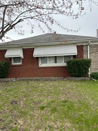 $90,000 | 421 4th Street East, Milan, IL 61264