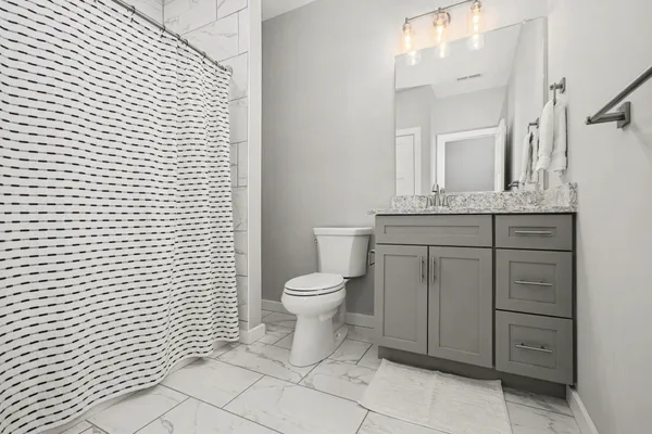 $1,750,000 | 960 North Frances Street, Unit 12, South Bend, IN 46617