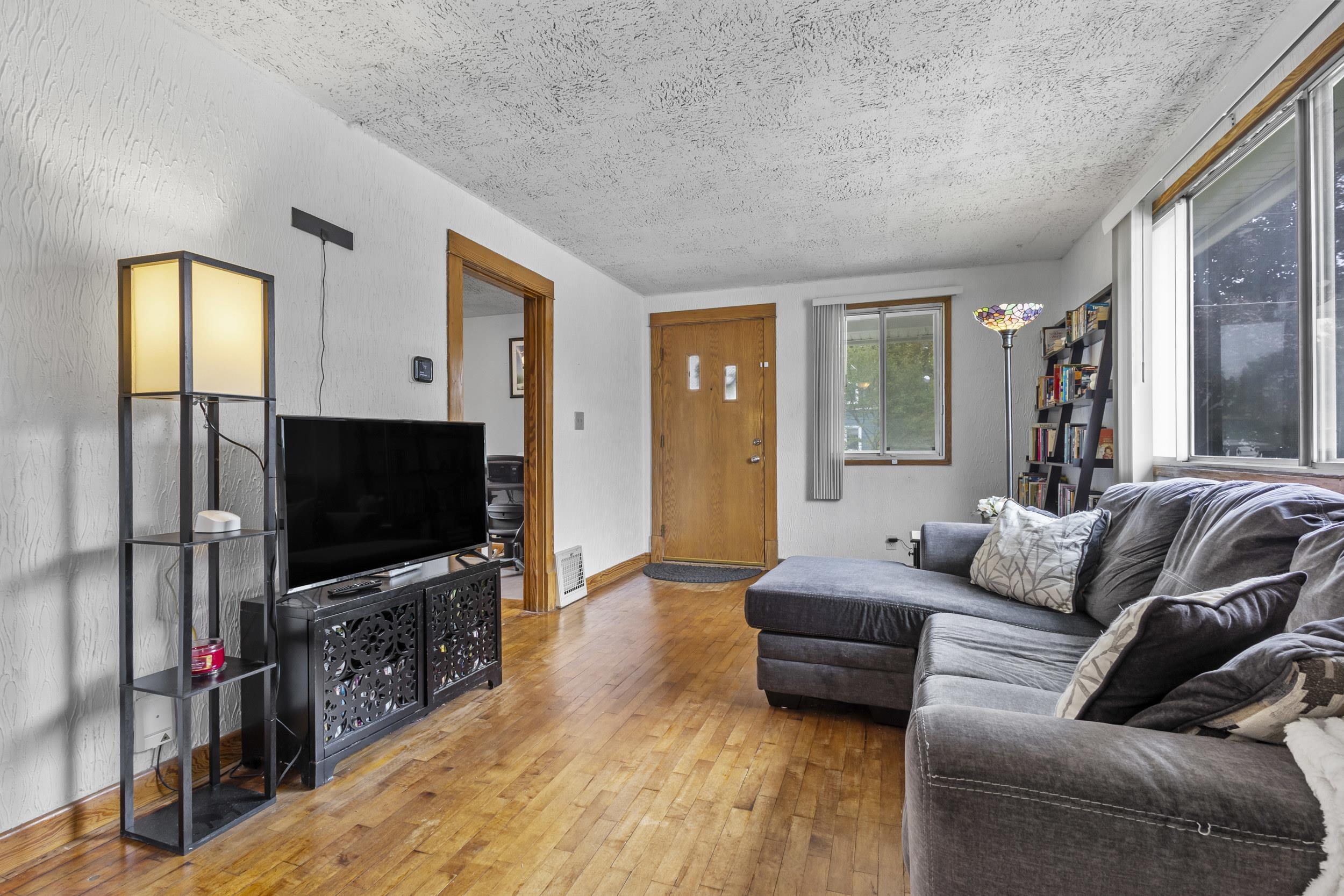612 South Weimar Street Appleton, WI 54915 - Photo 11 of 40 Gallery Image 11