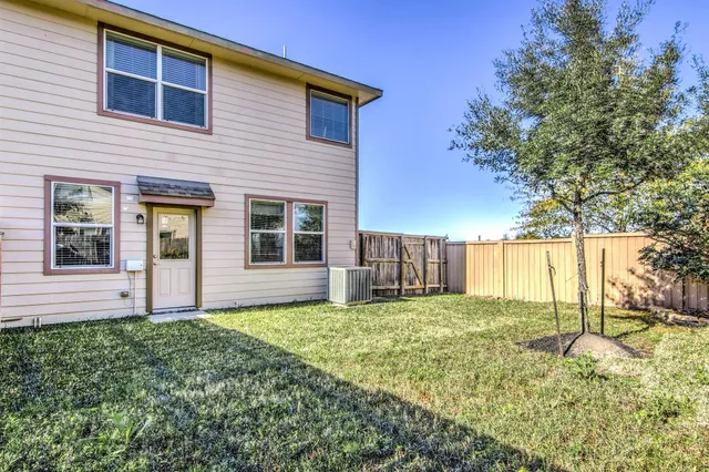 $2,000 | 24503 Folkstone Circle, Katy, TX 77494