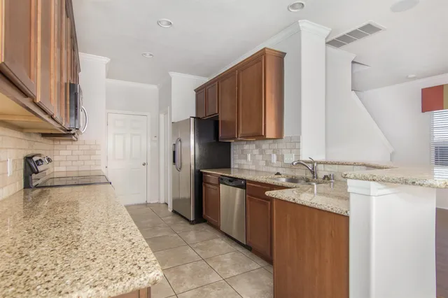 $2,000 | 24503 Folkstone Circle, Katy, TX 77494