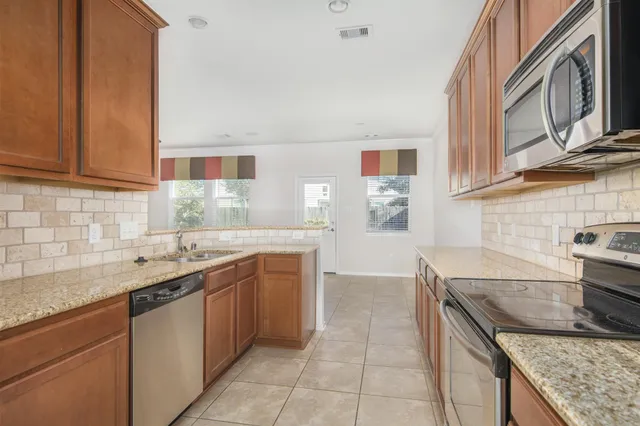 $2,000 | 24503 Folkstone Circle, Katy, TX 77494