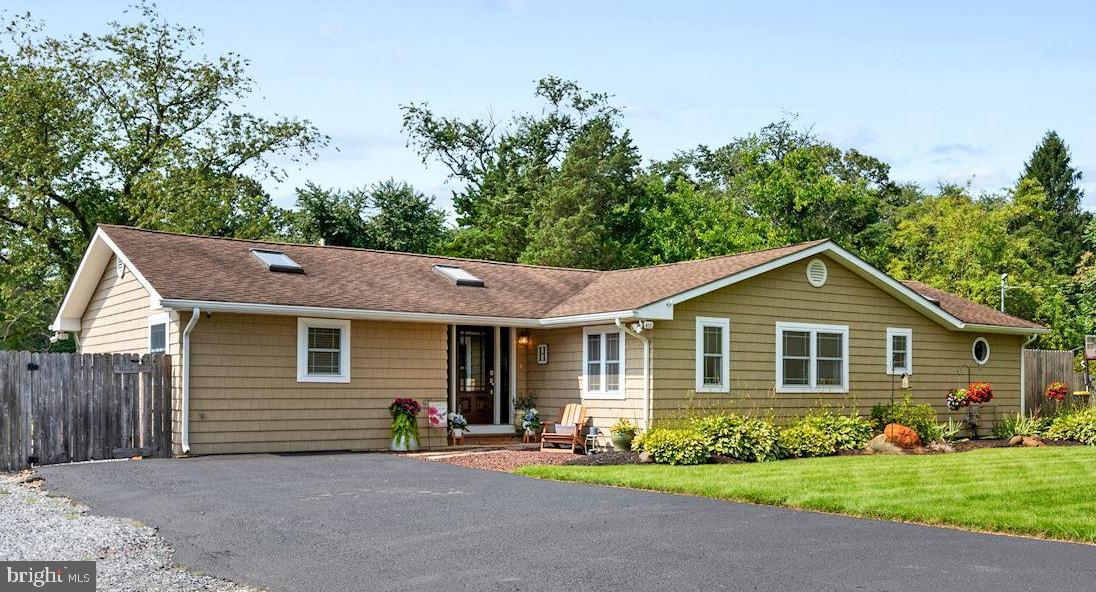 640 Cooper Road West Berlin, NJ 08091 - Photo 1 of 36