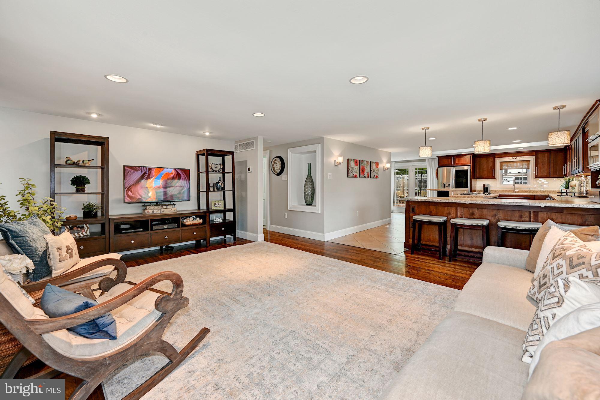 640 Cooper Road West Berlin, NJ 08091 - Photo 11 of 36