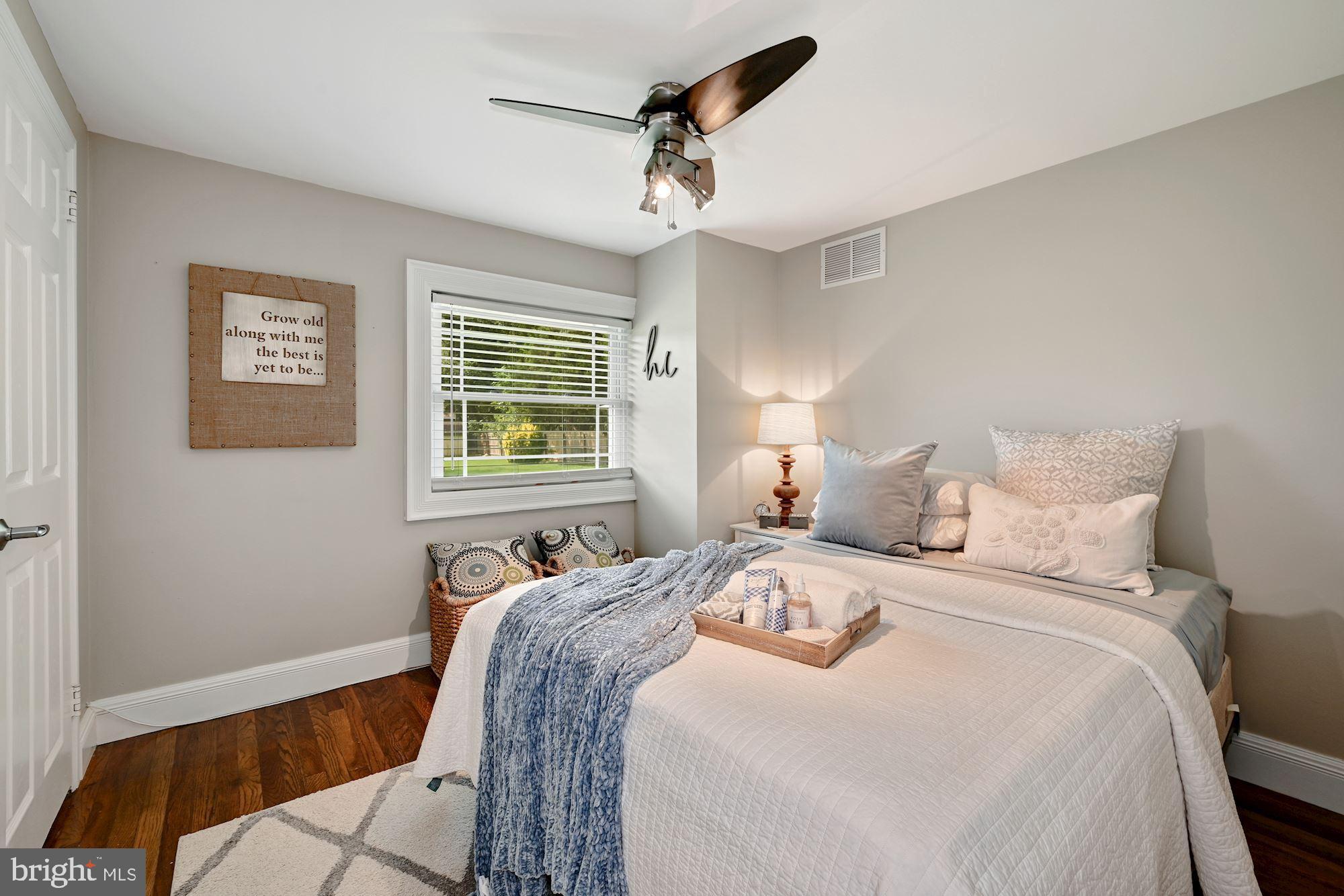 640 Cooper Road West Berlin, NJ 08091 - Photo 23 of 36