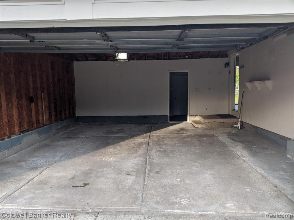 3693 Queensbury Road Lake Orion, MI 48359 - Photo 22 of 24