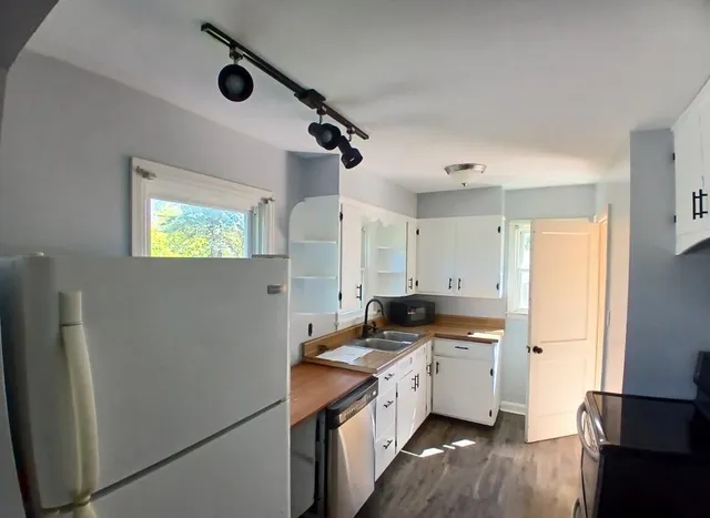 $220,000 | 4608 Medina Street, Duluth, MN 55807