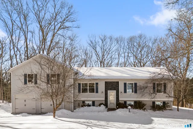 $467,000 | 23 Versailles Road, Lisbon, CT 06351