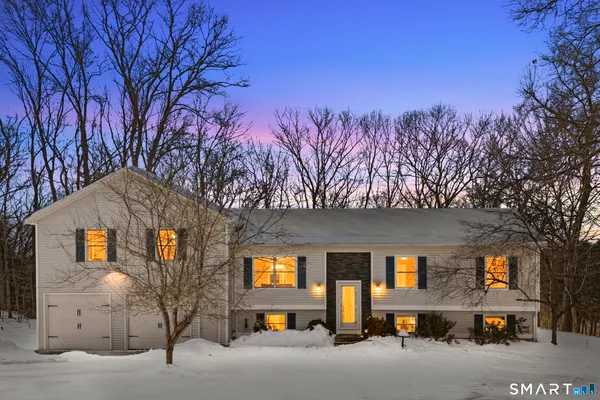 $450,000 | 23 Versailles Road, Lisbon, CT 06351