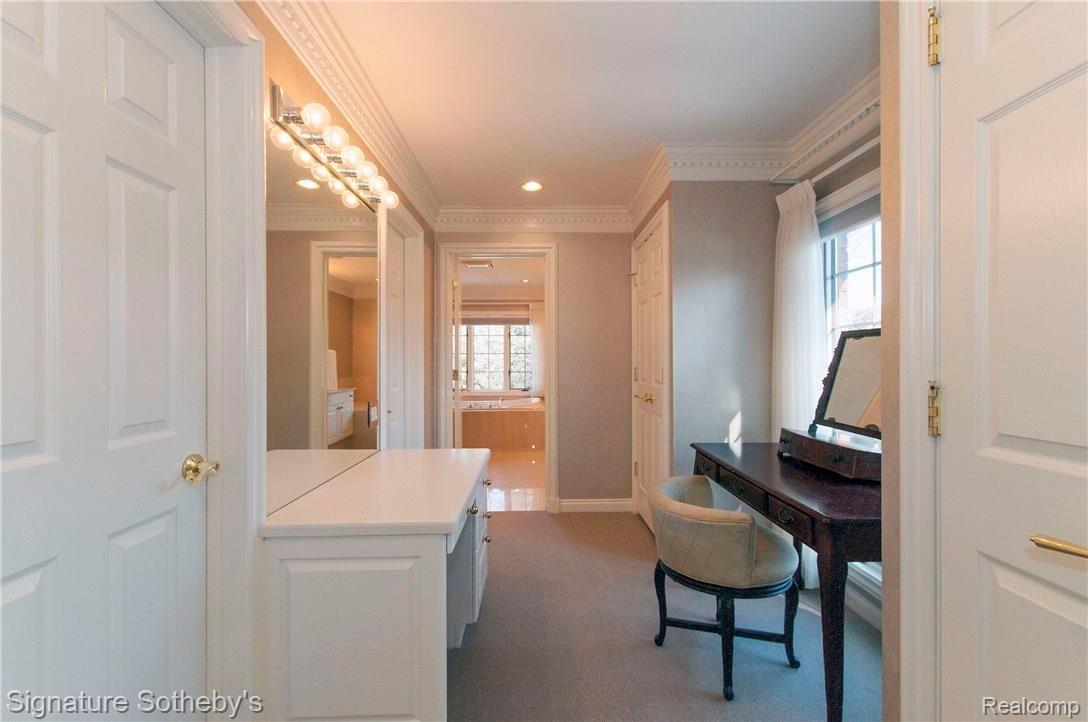 36 Oxford Road Grosse Pointe, MI 48236 - Photo 30 of 43 35.jpg