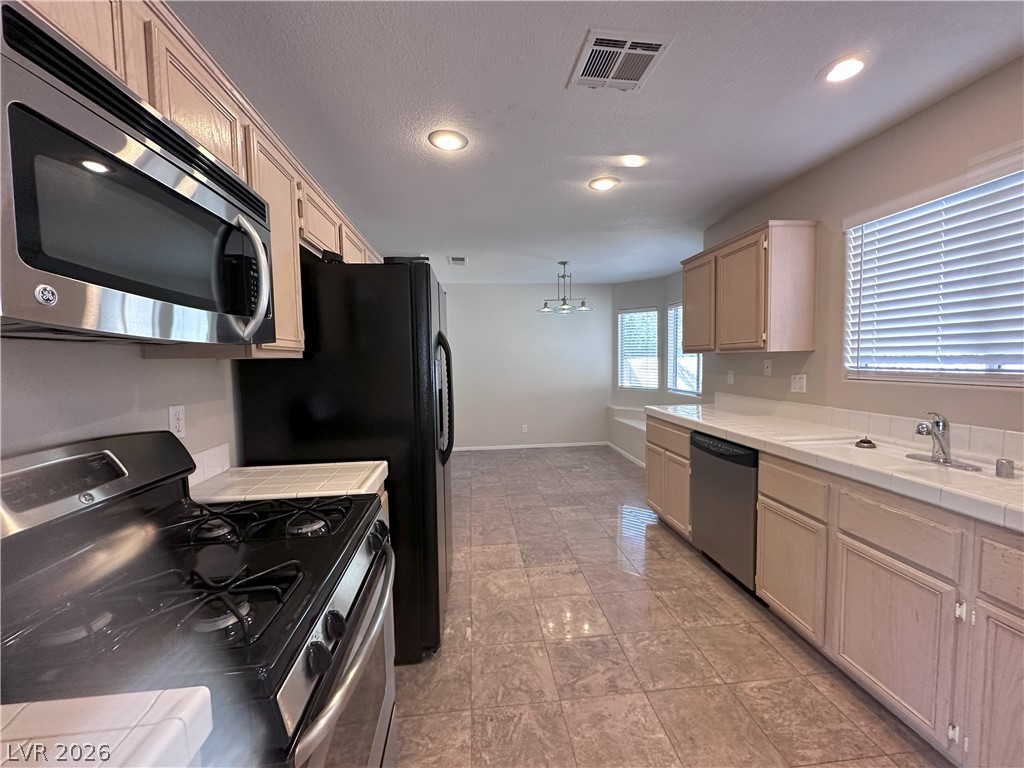 2268 Ramsgate Drive Henderson, NV 89074 - Photo 13 of 48 Gallery Image 13