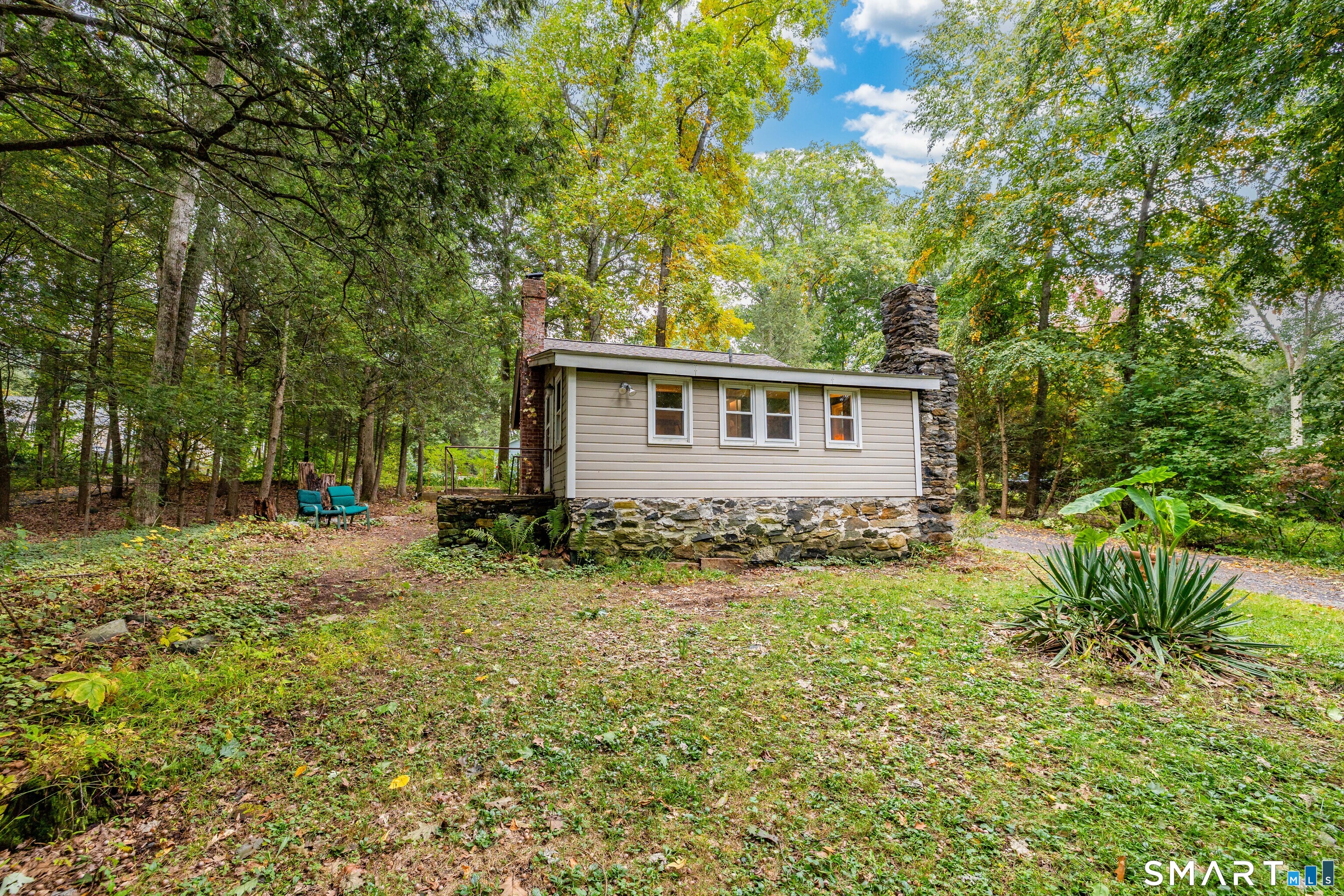 37 Sassacus Road Avon, CT 06001 - Photo 13 of 16 Gallery Image 13
