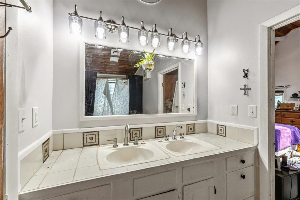 145 Bradley Hill Road Georgia, VT 05468 - Photo 18 of 38