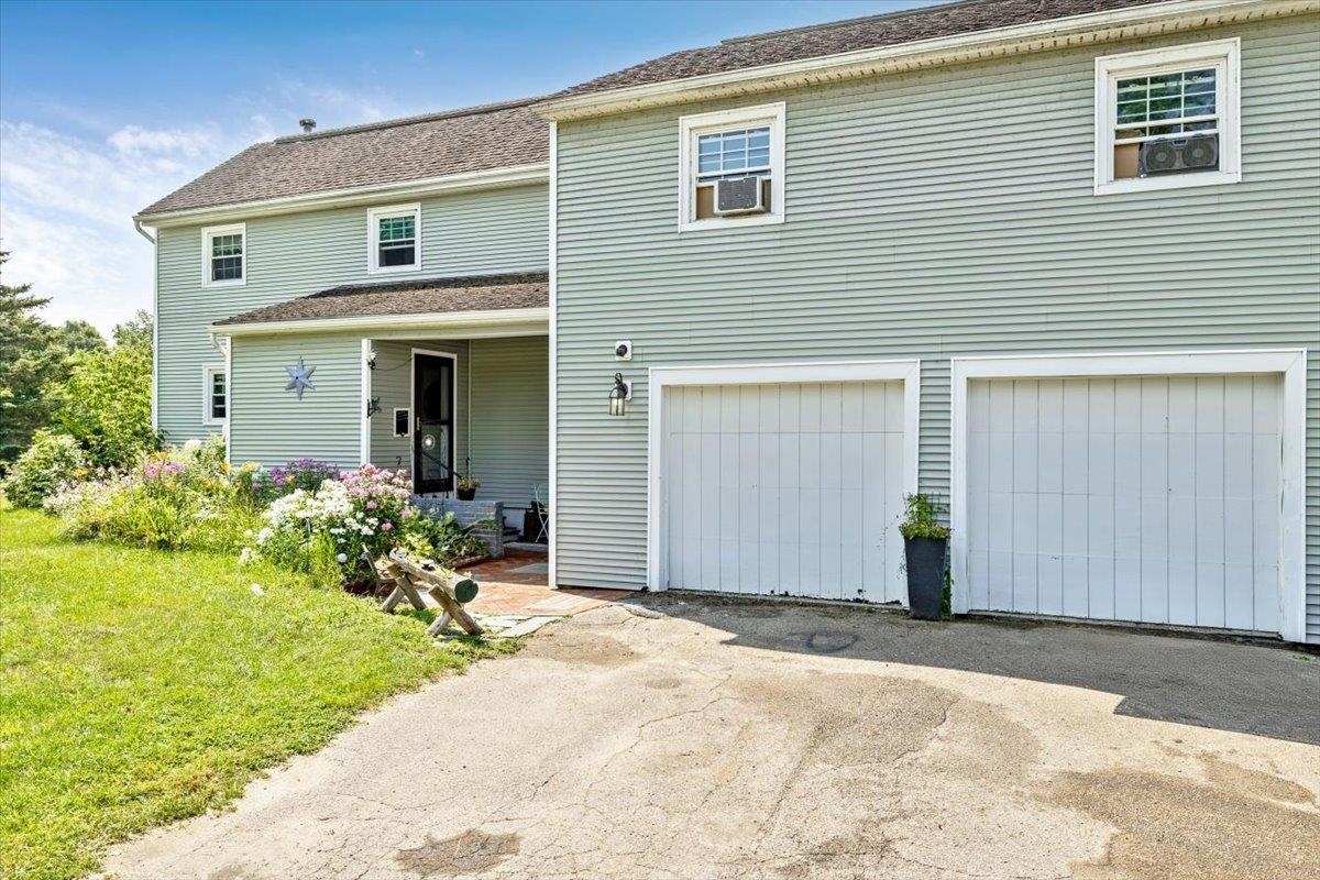 145 Bradley Hill Road Georgia, VT 05468 - Photo 3 of 38