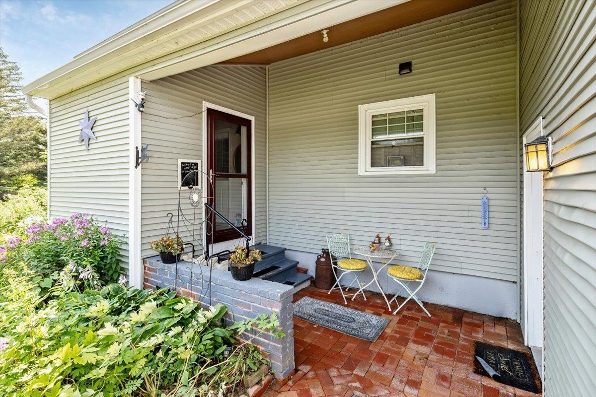 145 Bradley Hill Road Georgia, VT 05468 - Photo 5 of 38