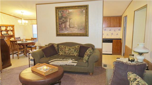 7969 Golf Club Road Mount Pleasant, TN 38474 - Photo 4 of 7 Gallery Image 4