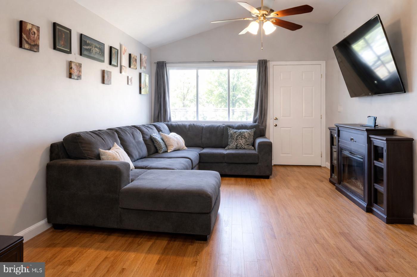 856 Woodlane Road Mount Holly, NJ 08060 - Photo 2 of 24 Gallery Image 2