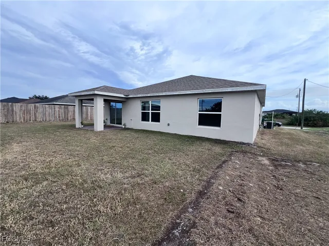$2,000 | 7020 Ramrod Circle, LaBelle, FL 33935