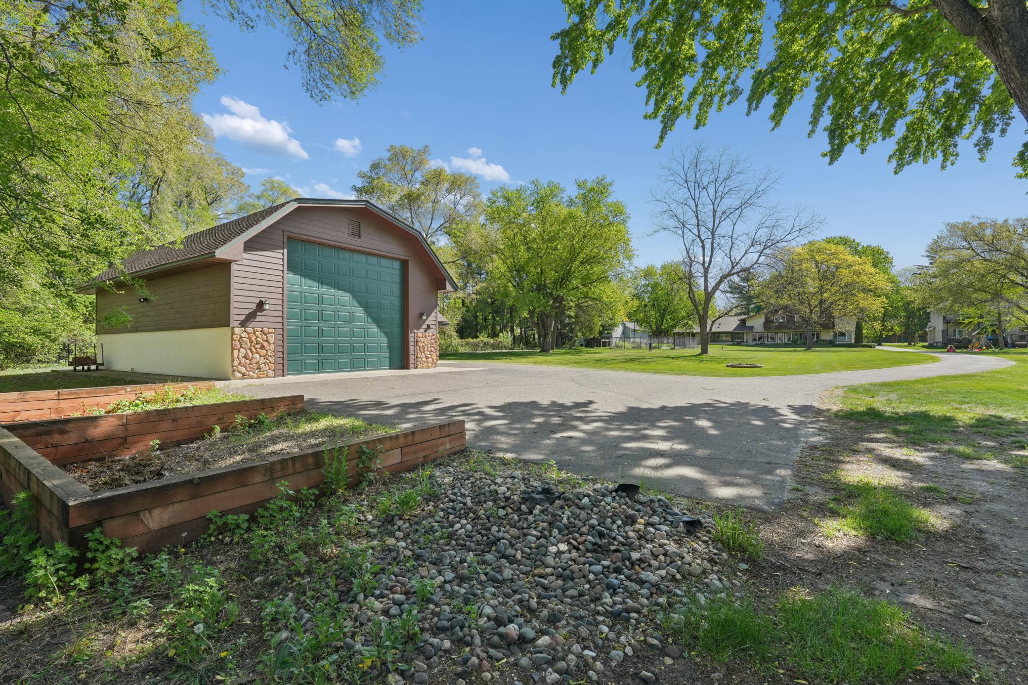 4151 Rice Street Shoreview, MN 55126 - Photo 13 of 92 Gallery Image 13