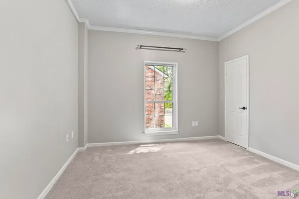 $175,000 | 7640 Lasalle Avenue, Unit 204, Baton Rouge, LA 70806