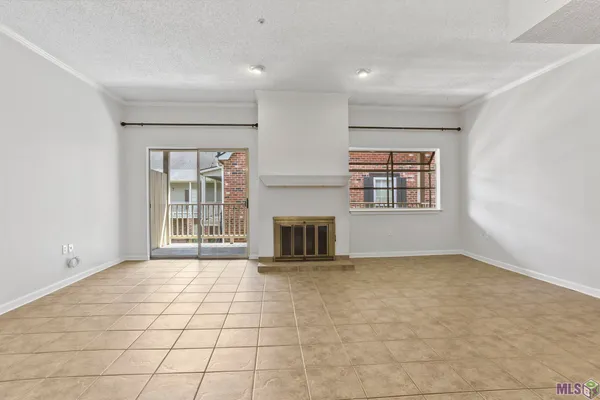 $175,000 | 7640 Lasalle Avenue, Unit 204, Baton Rouge, LA 70806