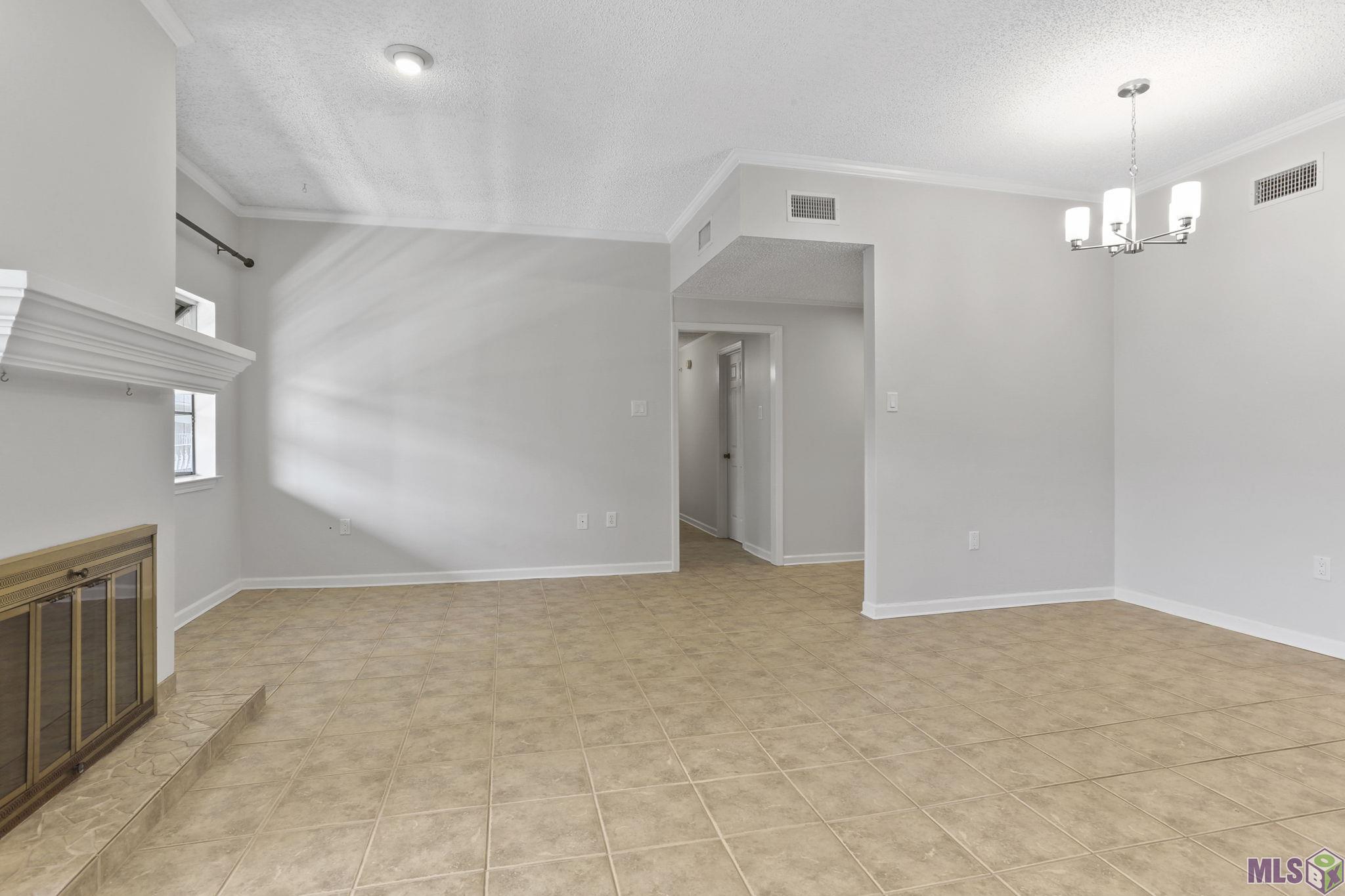 7640 Lasalle Avenue, Unit 204 Baton Rouge, LA 70806 - Photo 3 of 21