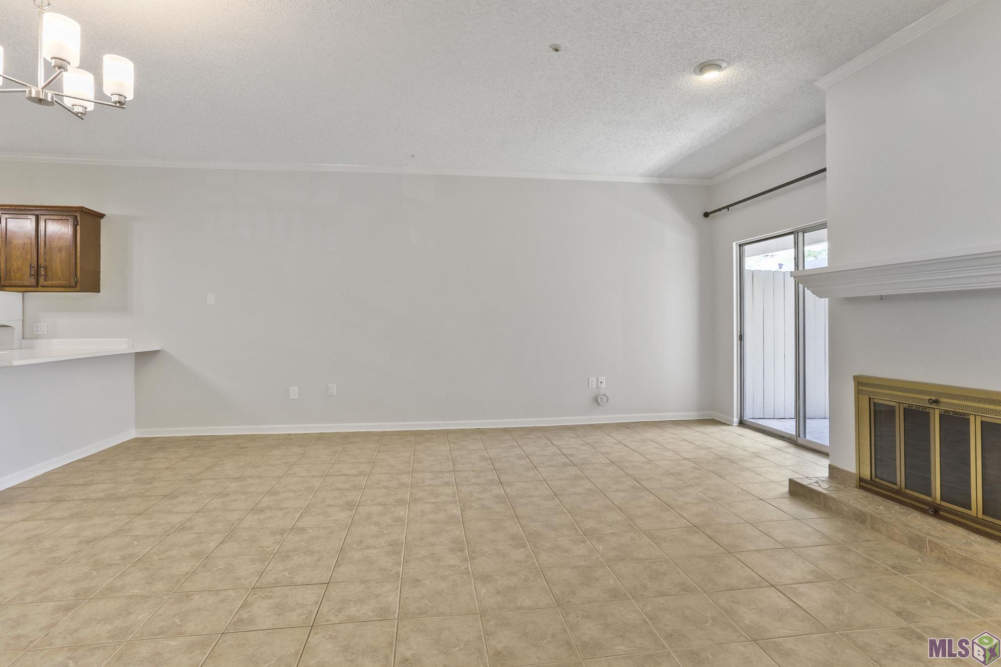 7640 Lasalle Avenue, Unit 204 Baton Rouge, LA 70806 - Photo 4 of 21