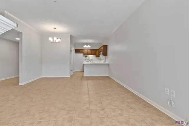 $175,000 | 7640 Lasalle Avenue, Unit 204, Baton Rouge, LA 70806