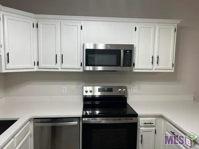 $175,000 | 7640 Lasalle Avenue, Unit 204, Baton Rouge, LA 70806