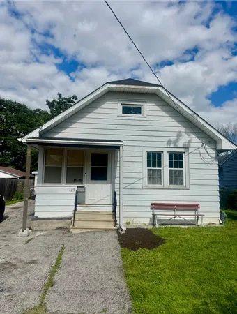 $230,000 | 123 North Calhoun Street, Aurora, IL 60505
