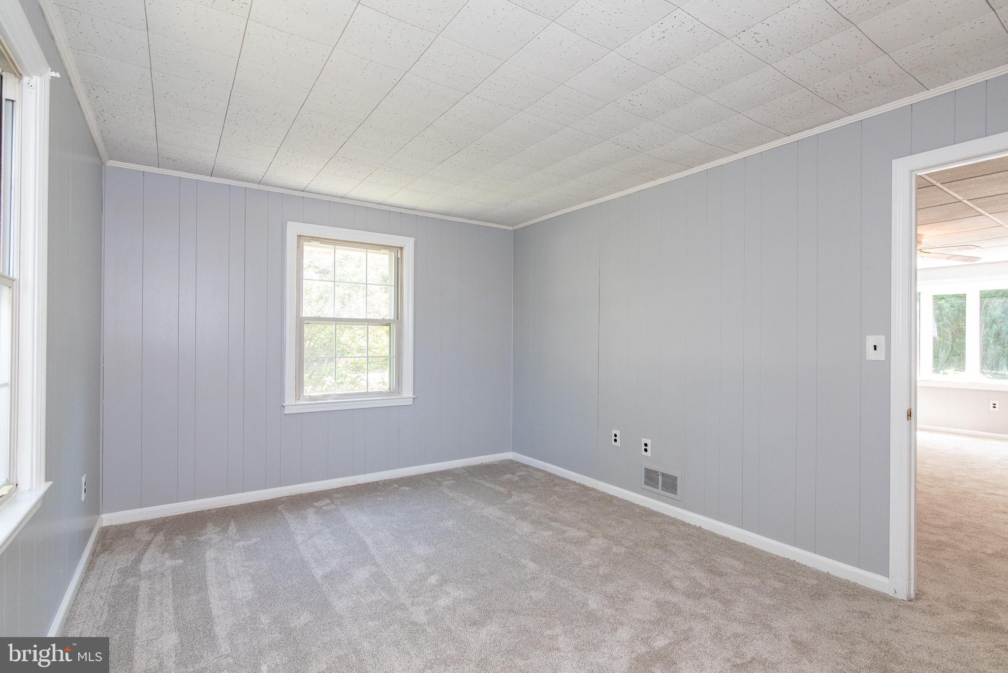 1413 Providence Road Baltimore, MD 21286 - Photo 15 of 33 Second Bedroom