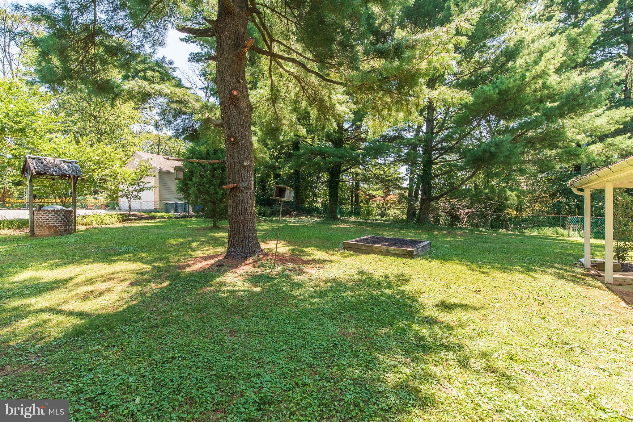 1413 Providence Road Baltimore, MD 21286 - Photo 31 of 33 Private Fenced Back yard
