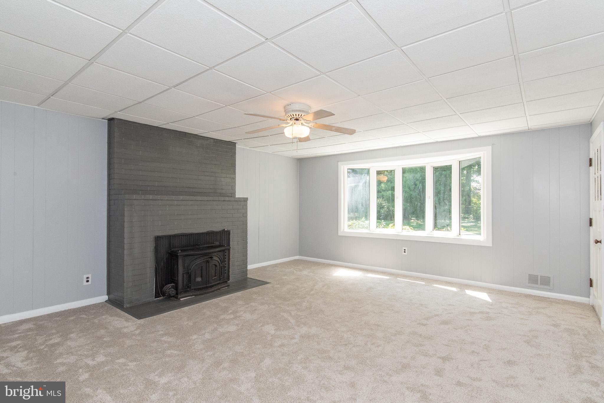 1413 Providence Road Baltimore, MD 21286 - Photo 6 of 33 Large L/R with Fireplace w/wood burning insert