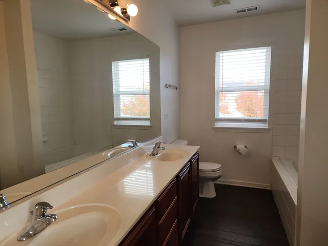 $364,900 | 1825 Bluestem Circle, Aurora, IL 60504