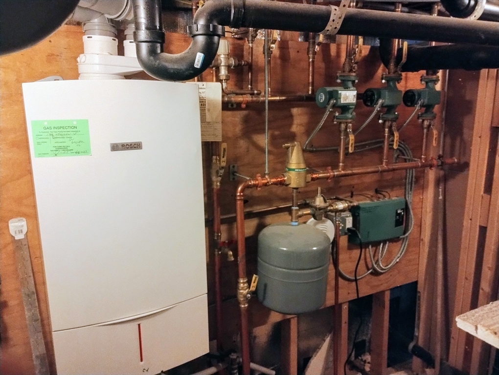 199 Vernon Street Worcester, MA 01607 - Photo 16 of 18