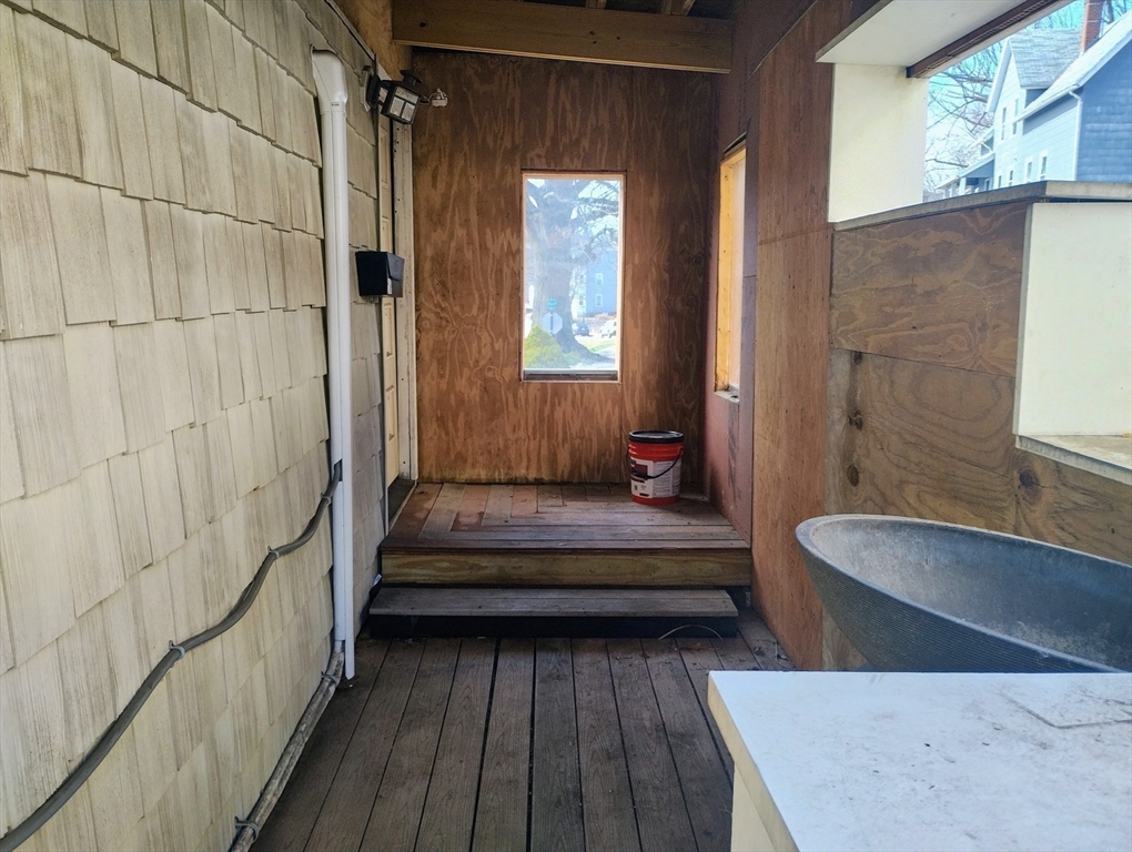 199 Vernon Street Worcester, MA 01607 - Photo 2 of 18