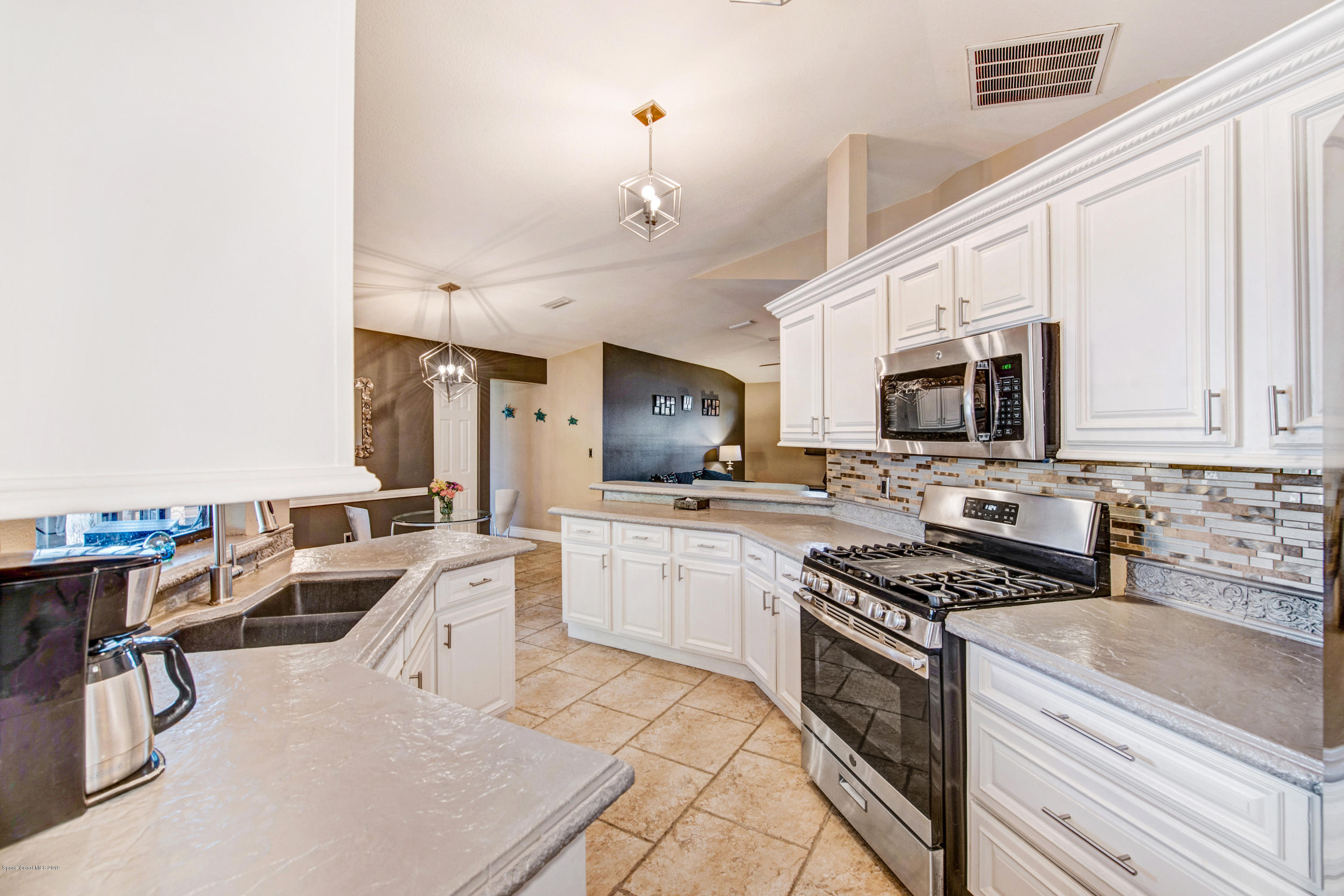 1796 Mallard Lake Road Melbourne, FL 32940 - Photo 11 of 36 Kitchen