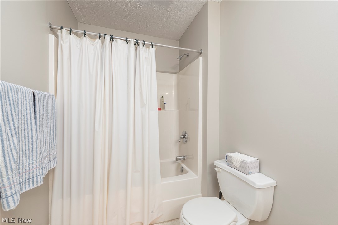 29824 Center Ridge Road Westlake, OH 44145 - Photo 18 of 38 Gallery Image 18