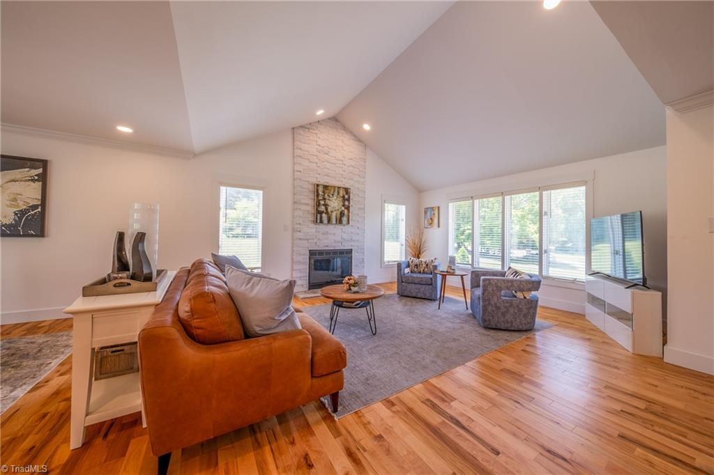 2409 Riverbend Road Jamestown, NC 27282 - Photo 5 of 49