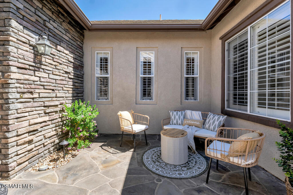 4383 Via Rio Newbury Park, CA 91320 - Photo 5 of 50