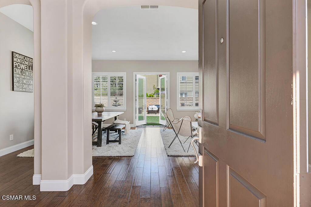 4383 Via Rio Newbury Park, CA 91320 - Photo 7 of 50