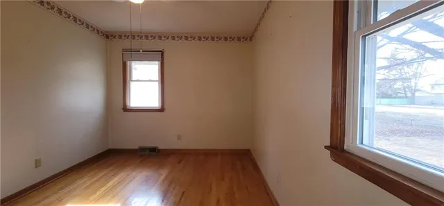 $339,900 | 101 South Harrison Street, Spring Hill, KS 66083