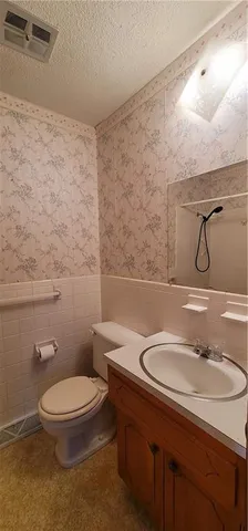 $339,900 | 101 South Harrison Street, Spring Hill, KS 66083