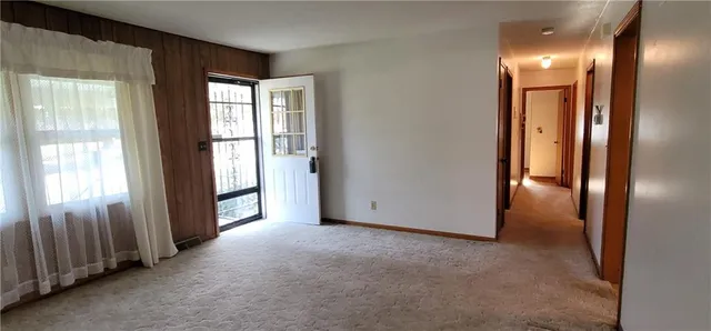 $339,900 | 101 South Harrison Street, Spring Hill, KS 66083